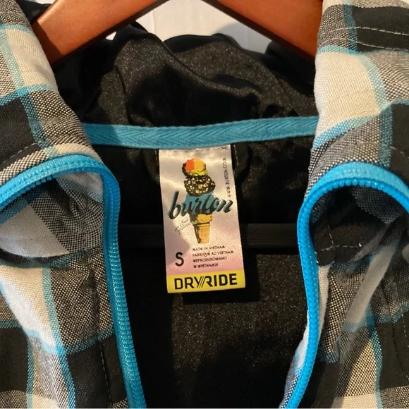 NWOT BURTON Black, White, and Blue Super Fly ski / snowboard vest - Picture 2 of 9